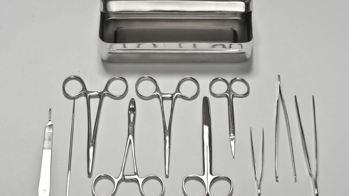 Outils chirurgicaux