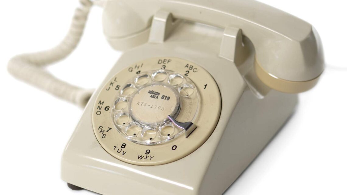 Téléphone vintage à roulette